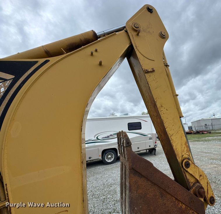 image for item DO0742 2000 Caterpillar 416C backhoe