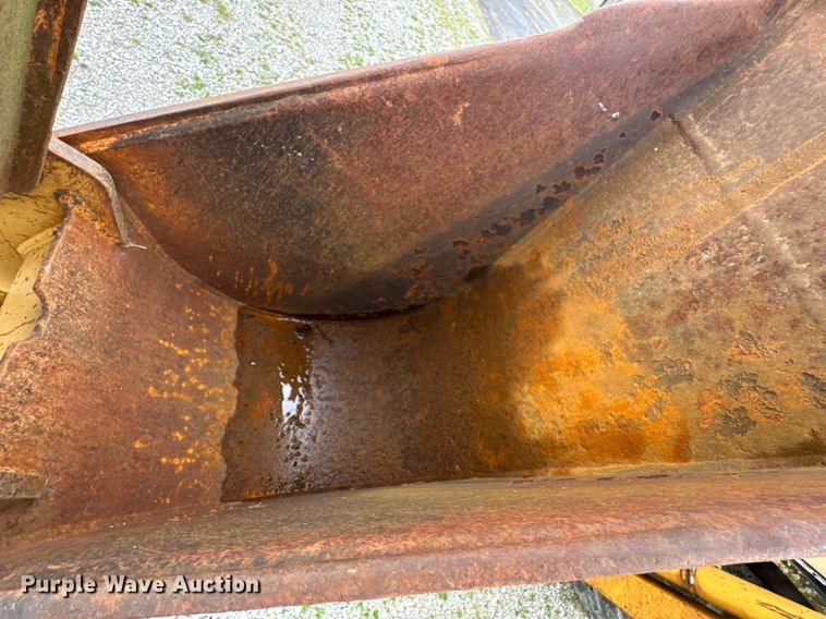 image for item DO0742 2000 Caterpillar 416C backhoe