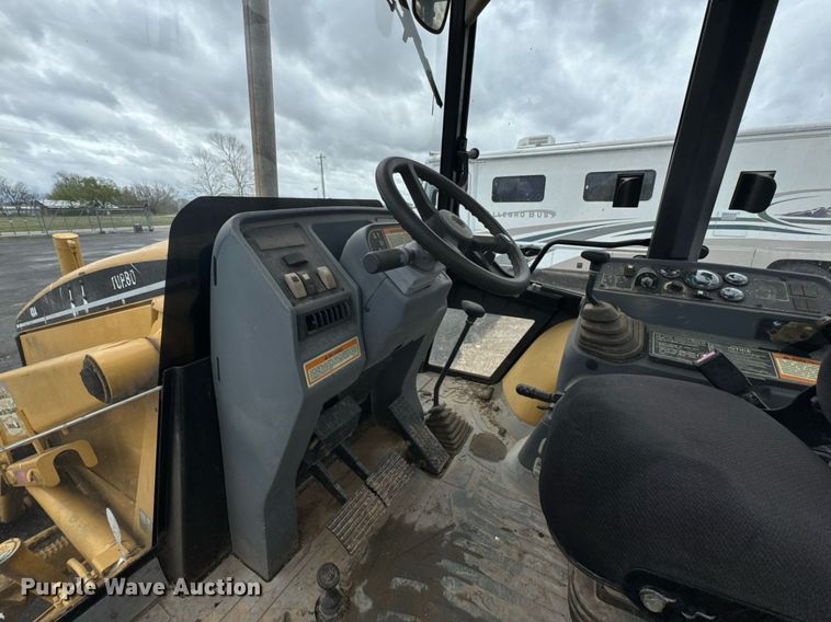 image for item DO0742 2000 Caterpillar 416C backhoe