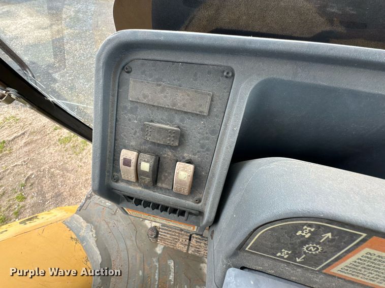 image for item DO0742 2000 Caterpillar 416C backhoe