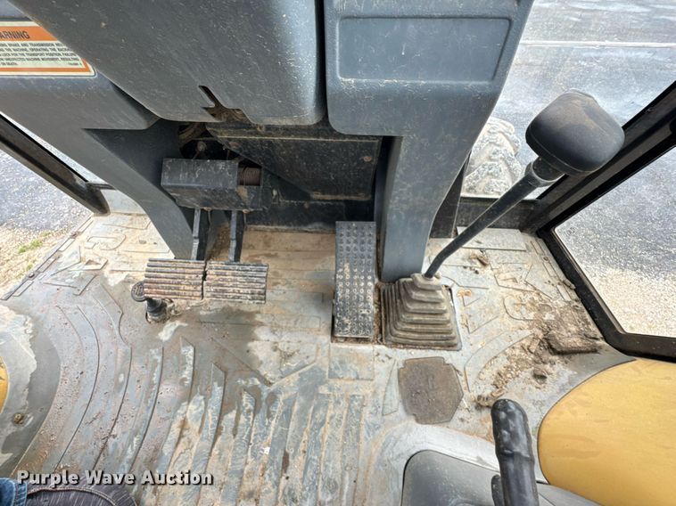 image for item DO0742 2000 Caterpillar 416C backhoe