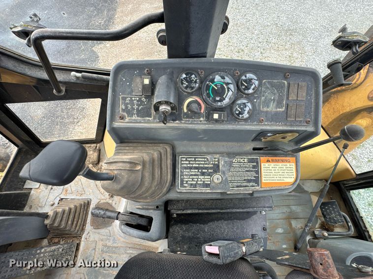 image for item DO0742 2000 Caterpillar 416C backhoe