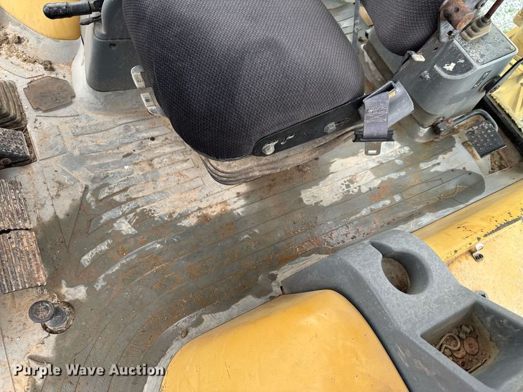 image for item DO0742 2000 Caterpillar 416C backhoe