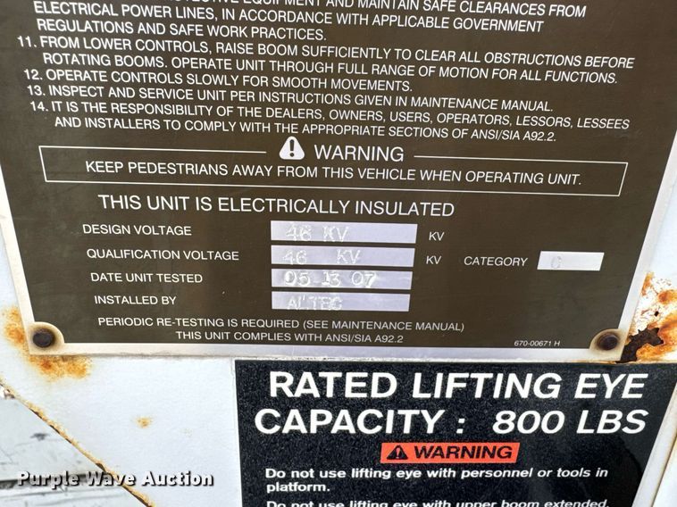 image for item DO0768 2007 Freightliner Business Class M2 bucket truck