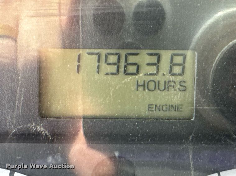 image for item DO0768 2007 Freightliner Business Class M2 bucket truck