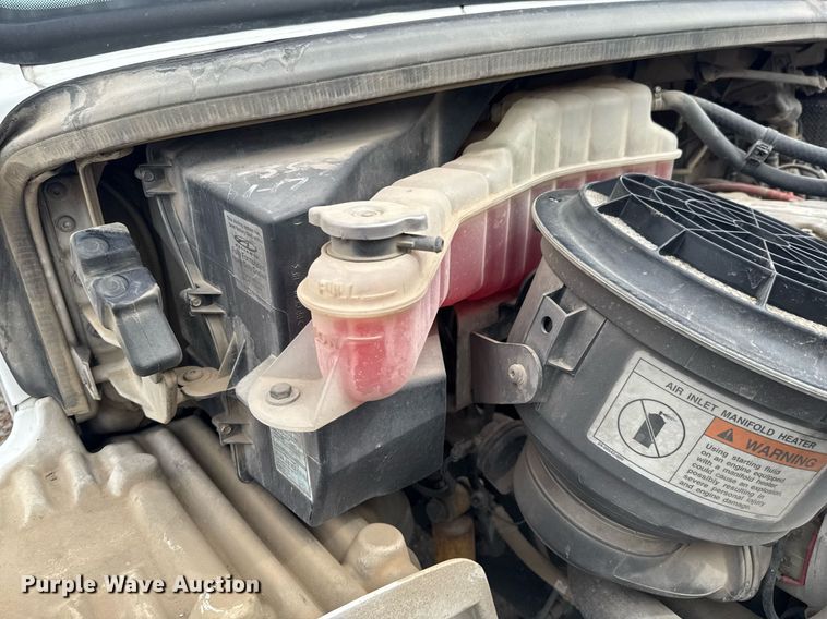 image for item DO0768 2007 Freightliner Business Class M2 bucket truck