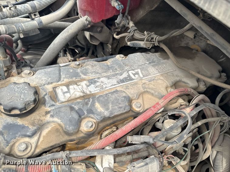 image for item DO0768 2007 Freightliner Business Class M2 bucket truck