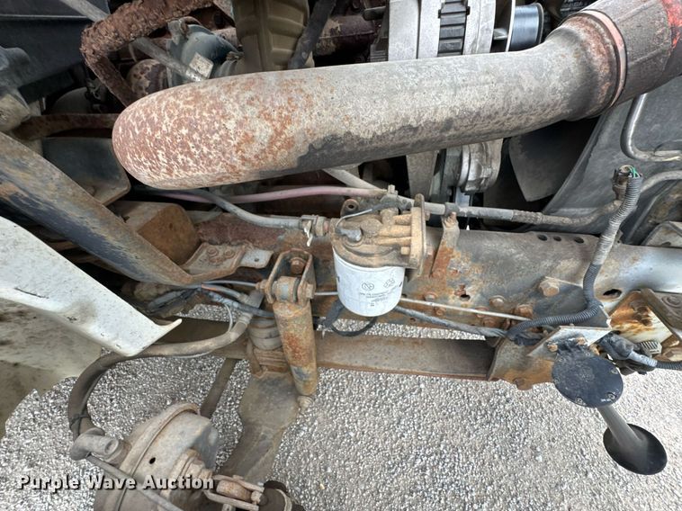 image for item DO0769 2005 International 4300 digger derrick truck