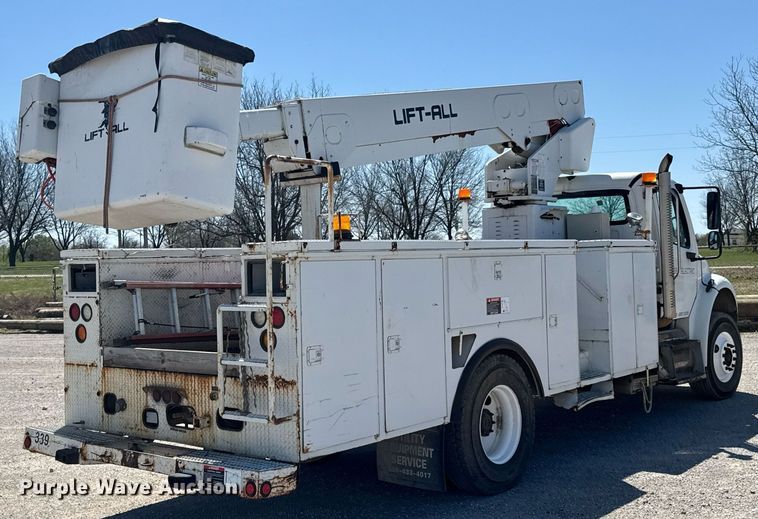 image for item DO0770 2009 Freightliner Business Class M2 bucket truck