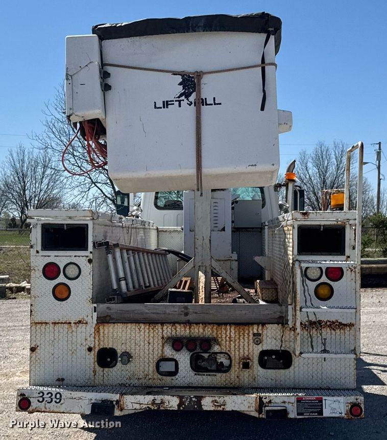 image for item DO0770 2009 Freightliner Business Class M2 bucket truck