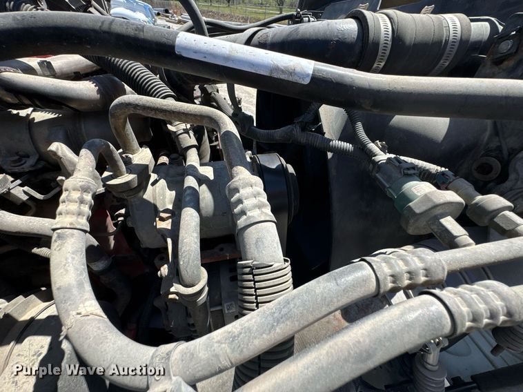 image for item DO0770 2009 Freightliner Business Class M2 bucket truck