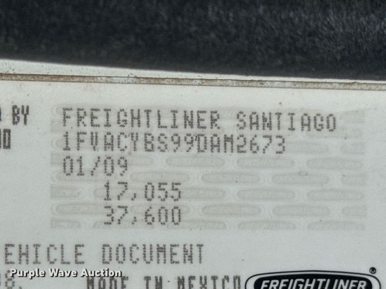 image for item DO0770 2009 Freightliner Business Class M2 bucket truck