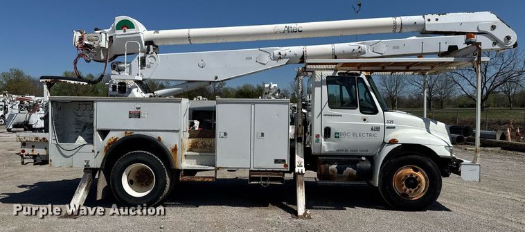 image for item DO0771 2008 International 4300 bucket truck