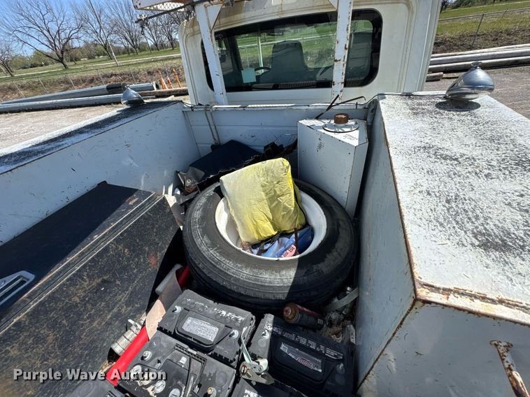 image for item DO0771 2008 International 4300 bucket truck
