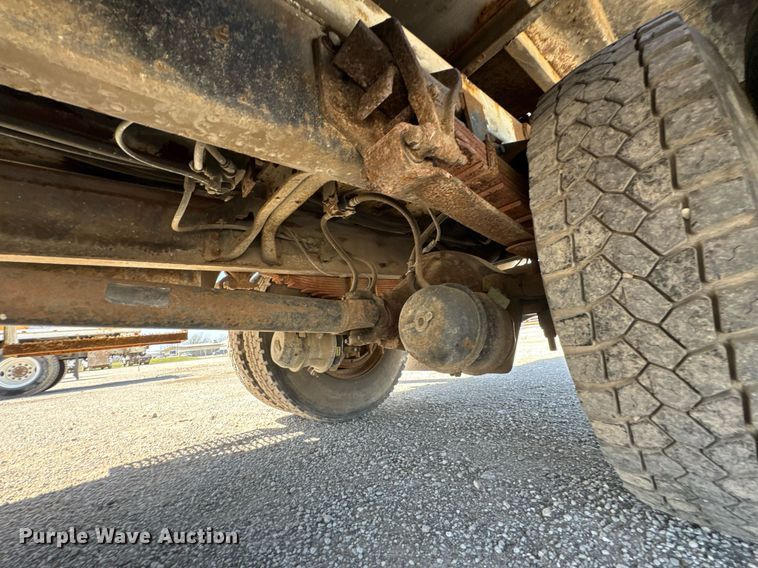 image for item DO0771 2008 International 4300 bucket truck