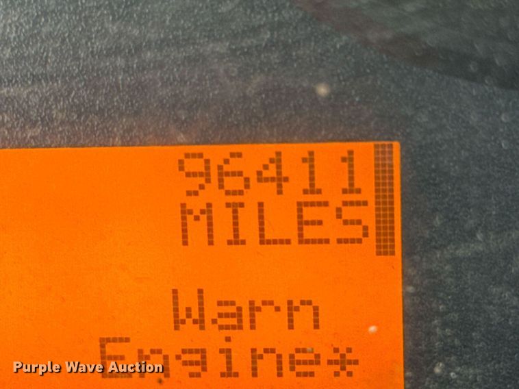 image for item DO0771 2008 International 4300 bucket truck