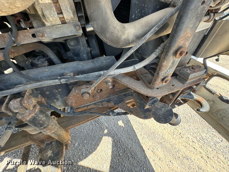 image for item DO0771 2008 International 4300 bucket truck