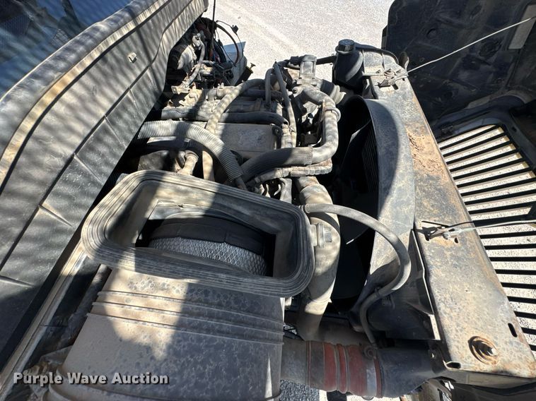 image for item DO0771 2008 International 4300 bucket truck