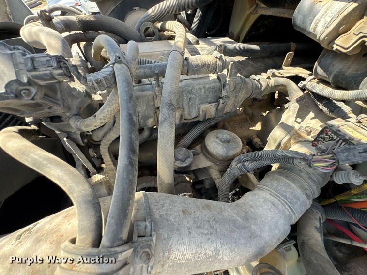 image for item DO0771 2008 International 4300 bucket truck