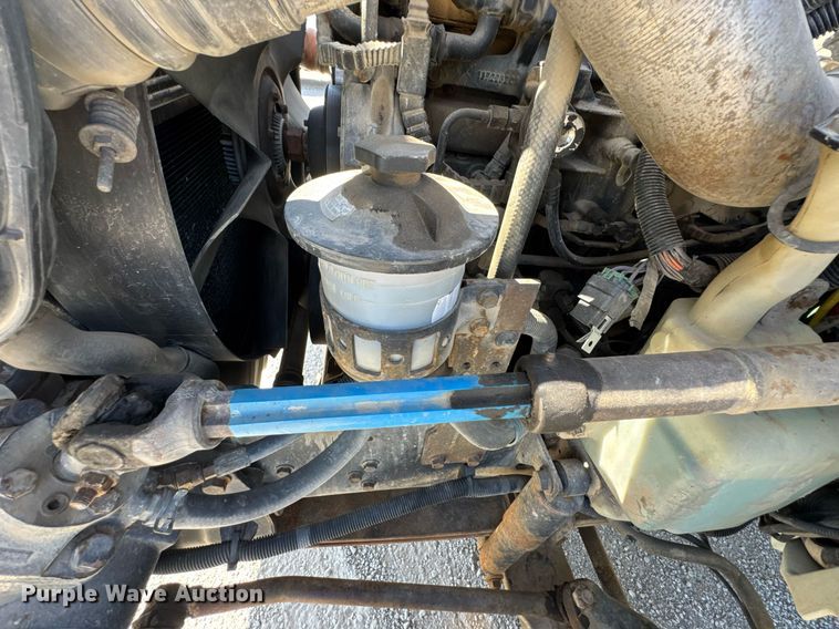 image for item DO0771 2008 International 4300 bucket truck