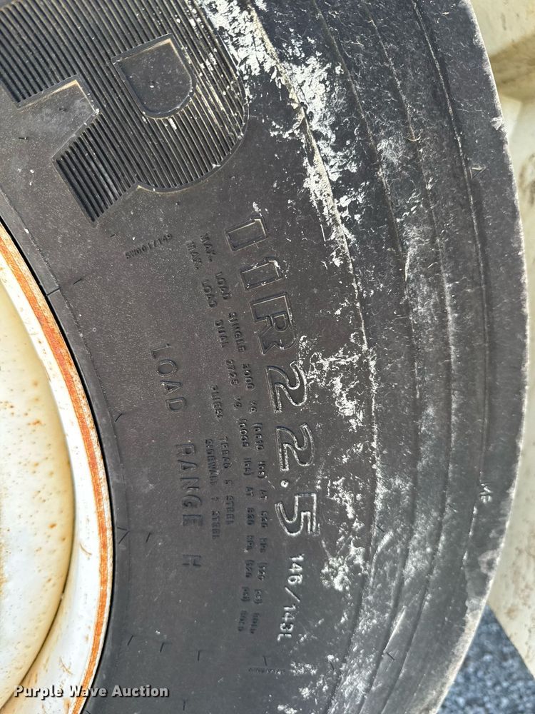 image for item DO0771 2008 International 4300 bucket truck