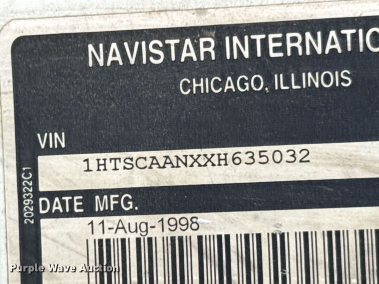 image for item DO0776 1999 International 4700 bucket truck