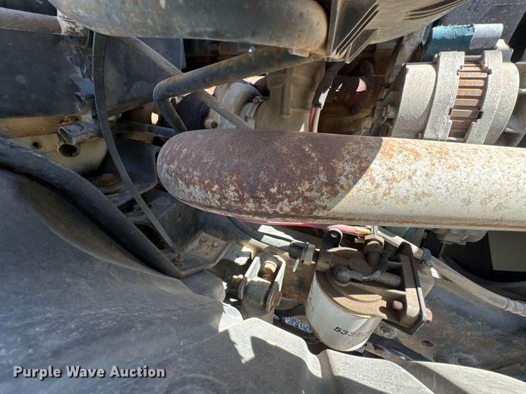 image for item DO0777 2004 International 4300 digger derrick truck