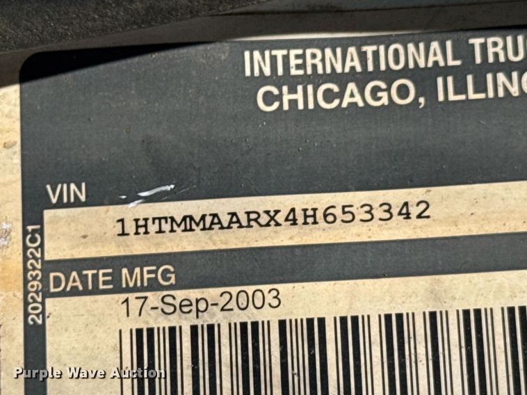 image for item DO0777 2004 International 4300 digger derrick truck