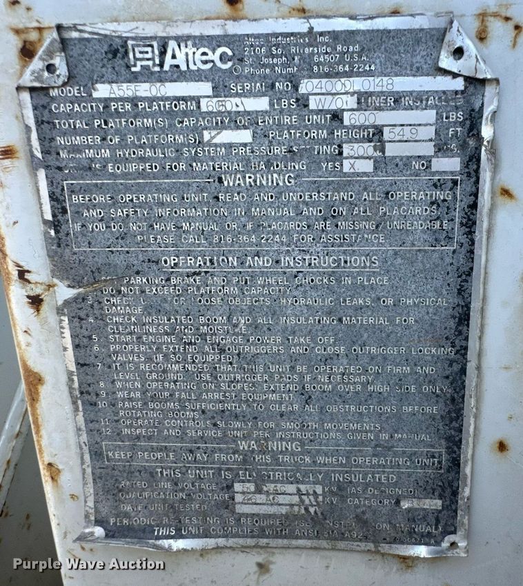 image for item DO0778 2001 Freightliner F80 bucket truck