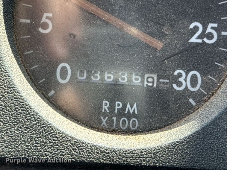 image for item DO0778 2001 Freightliner F80 bucket truck