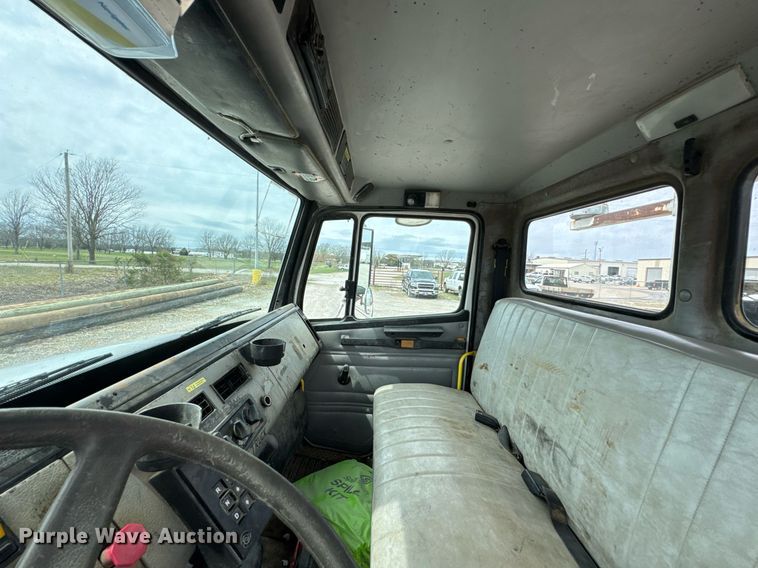 image for item DO0780 2002 Freightliner FL80 digger derrick truck