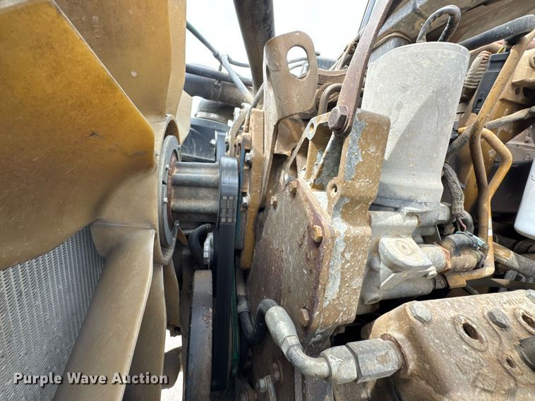 image for item DO0780 2002 Freightliner FL80 digger derrick truck