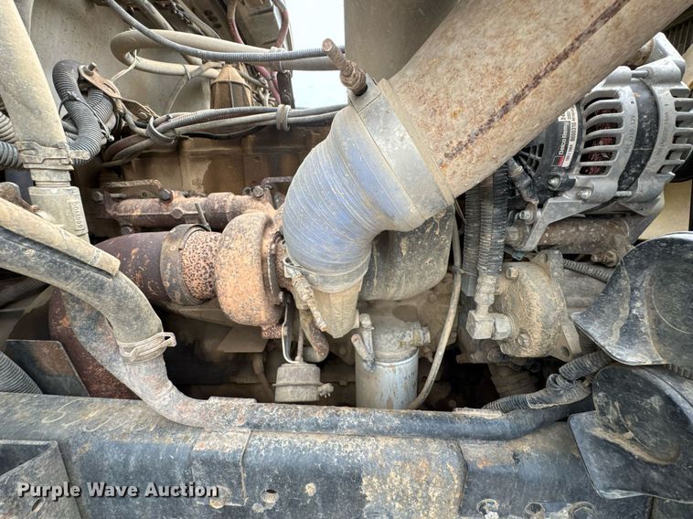 image for item DO0780 2002 Freightliner FL80 digger derrick truck