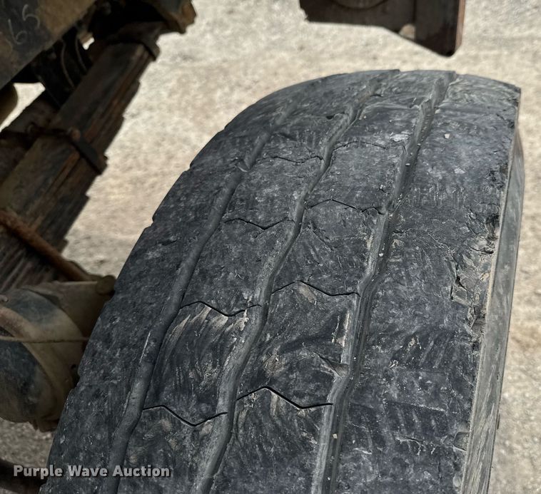 image for item DO0780 2002 Freightliner FL80 digger derrick truck