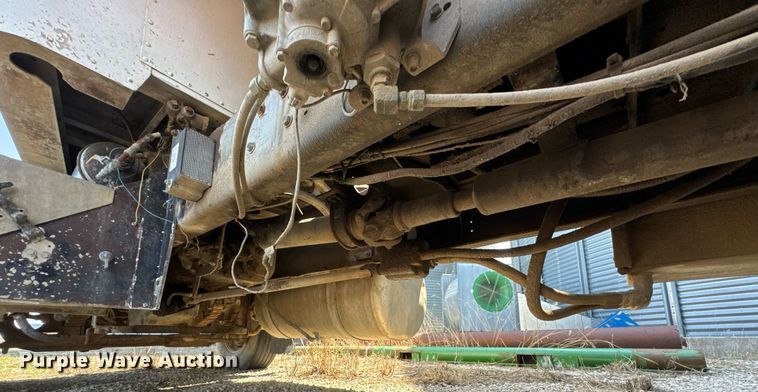 image for item DO0805 1975 Peterbilt 359A dump truck