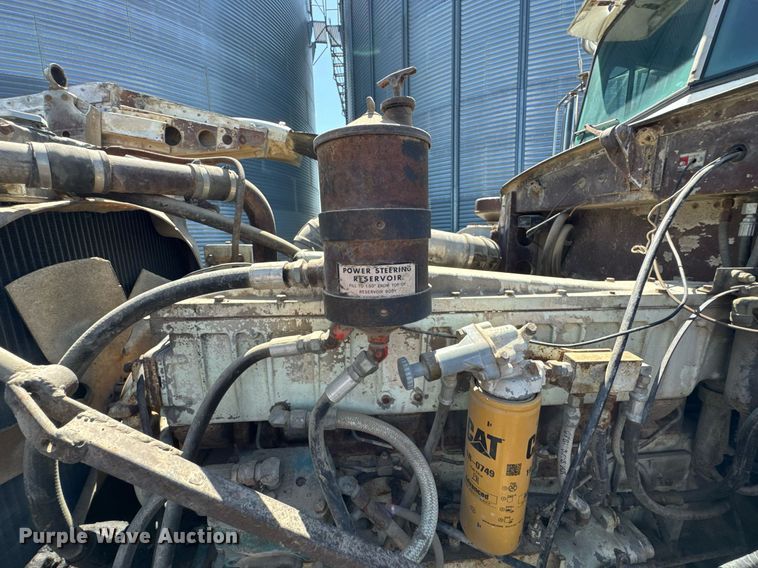 image for item DO0805 1975 Peterbilt 359A dump truck