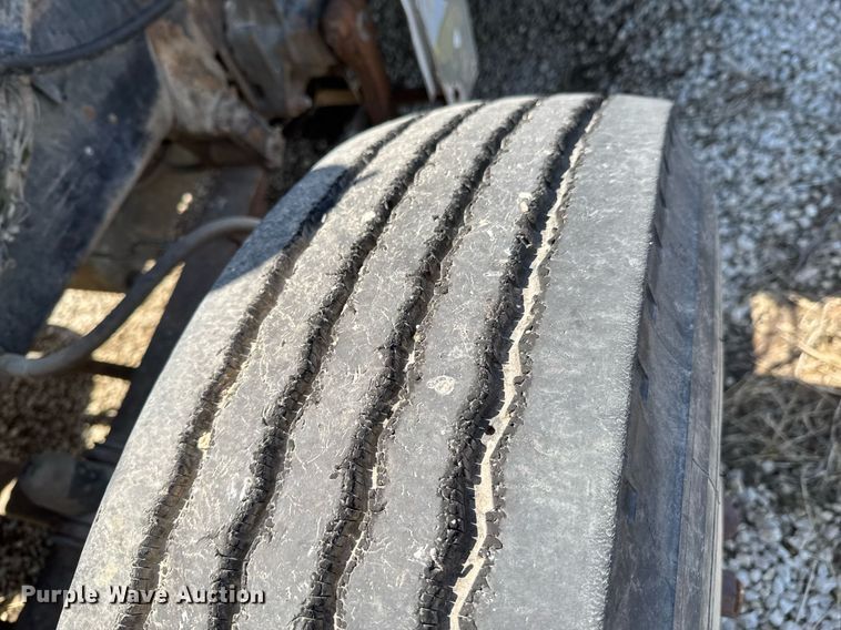 image for item DO0805 1975 Peterbilt 359A dump truck