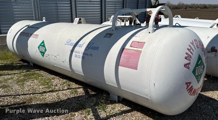 image for item DO0813 2000 Trinity Industries NH3 tank
