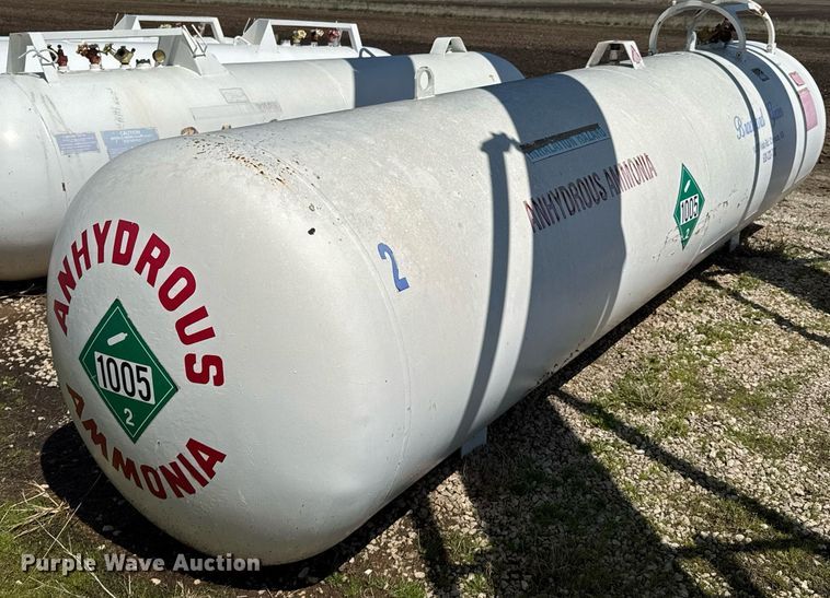 image for item DO0813 2000 Trinity Industries NH3 tank