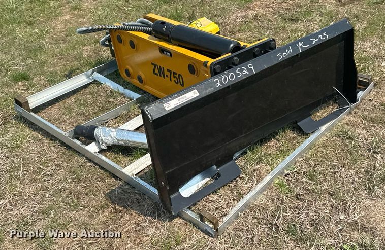 image for item DO0832 2024 Wolverine CB-11-750F skid steer breaker