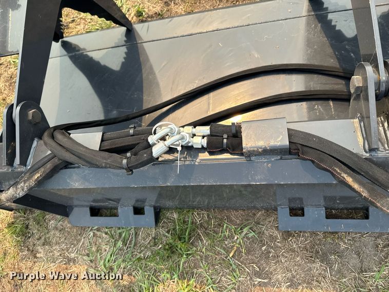 image for item DO0835 2023 Wolverine GB-11-72W skid steer grapple bucket