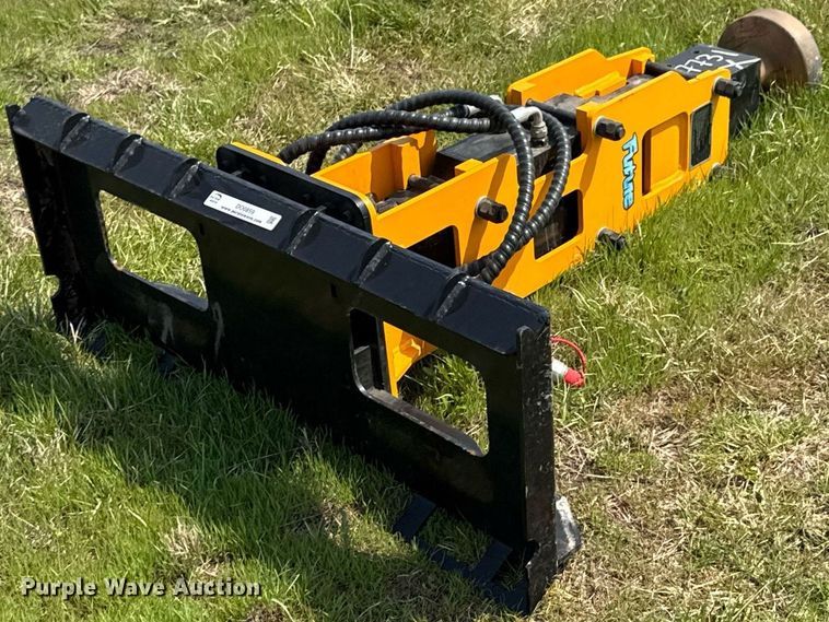 image for item DO0859 2025 Future FT-D680 skid steer post driver