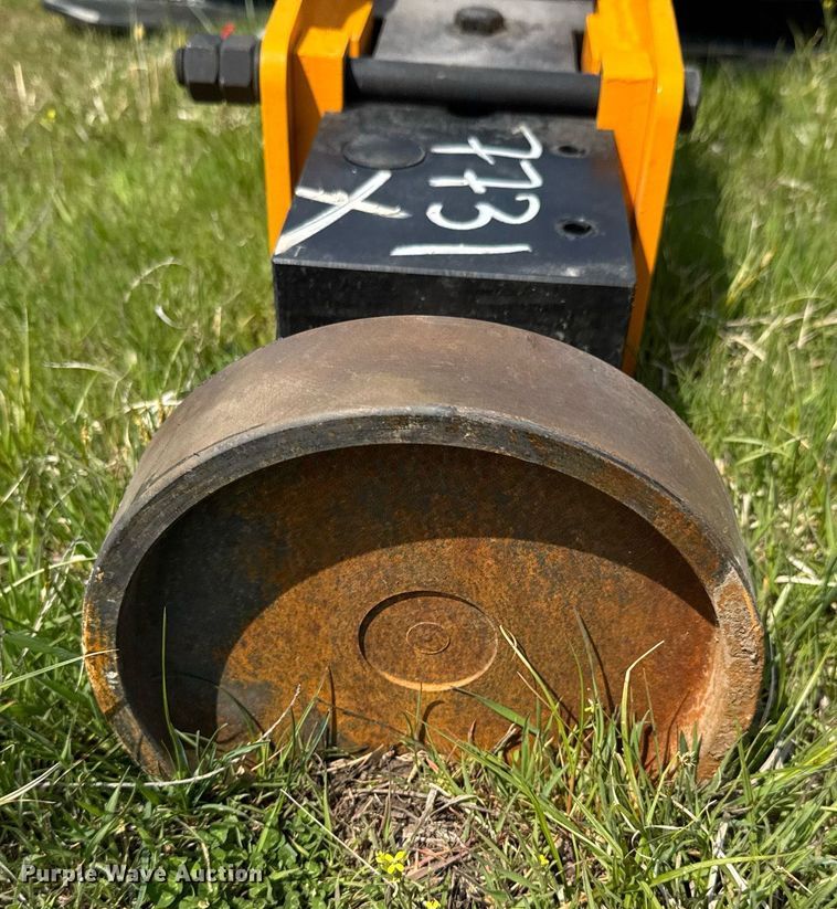 image for item DO0859 2025 Future FT-D680 skid steer post driver