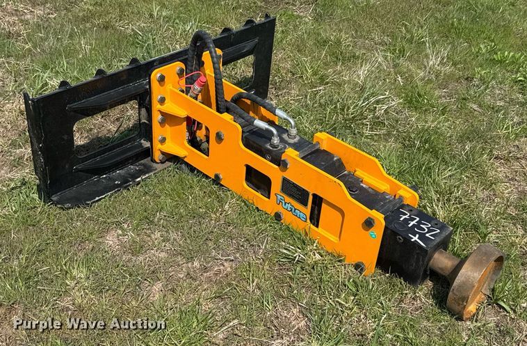 image for item DO0860 2025 Future FT-D680 skid steer post driver