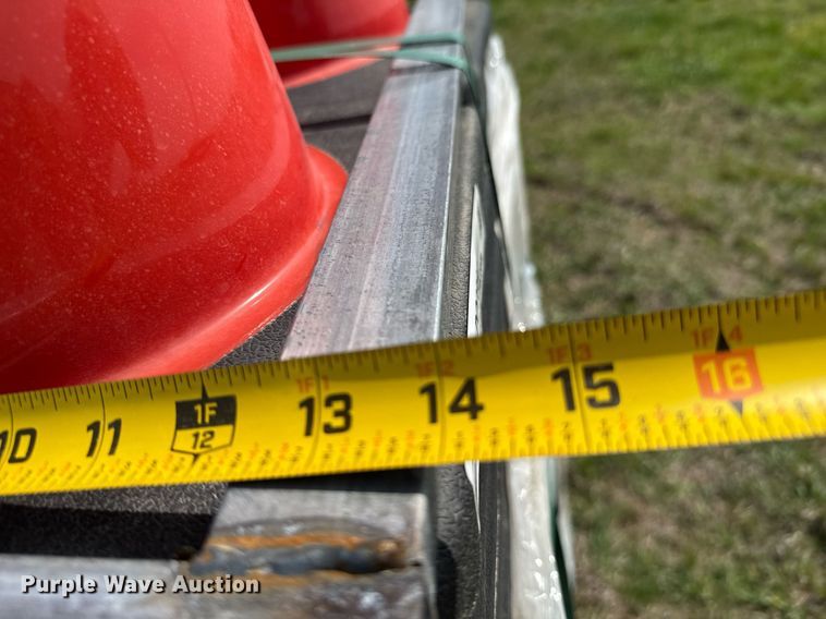 image for item DO0864 (228) traffic cones