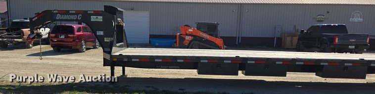 image for item DO7888 2022 RoadClipper hydraulic tail equipment trailer