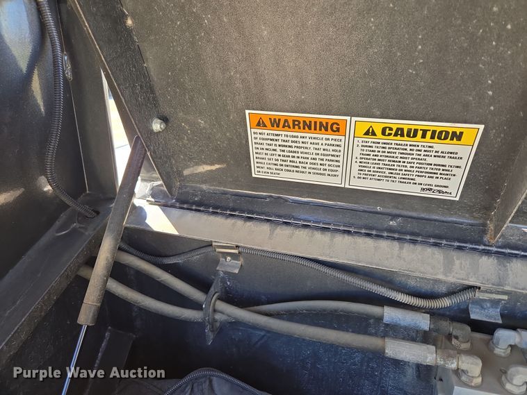 image for item DO7888 2022 RoadClipper hydraulic tail equipment trailer