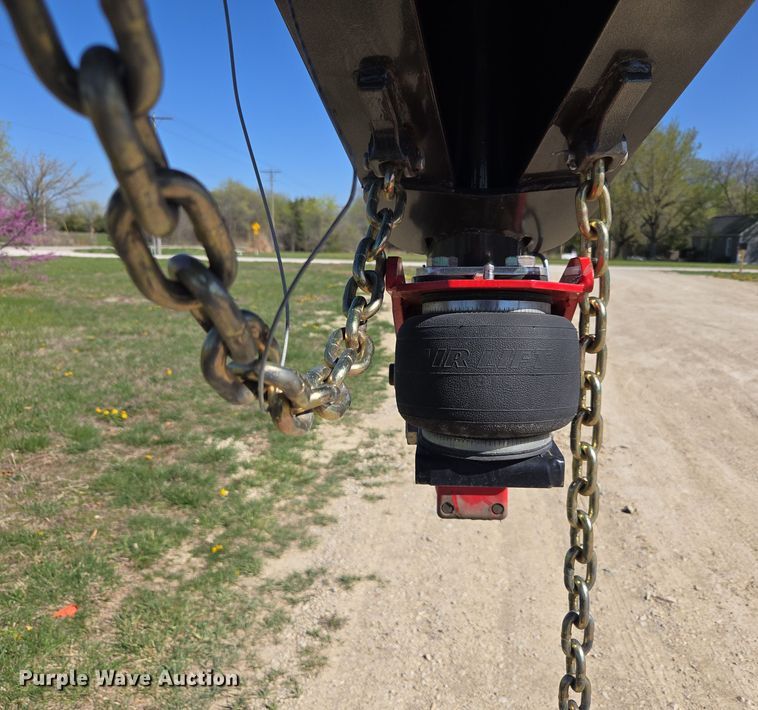 image for item DO7888 2022 RoadClipper hydraulic tail equipment trailer