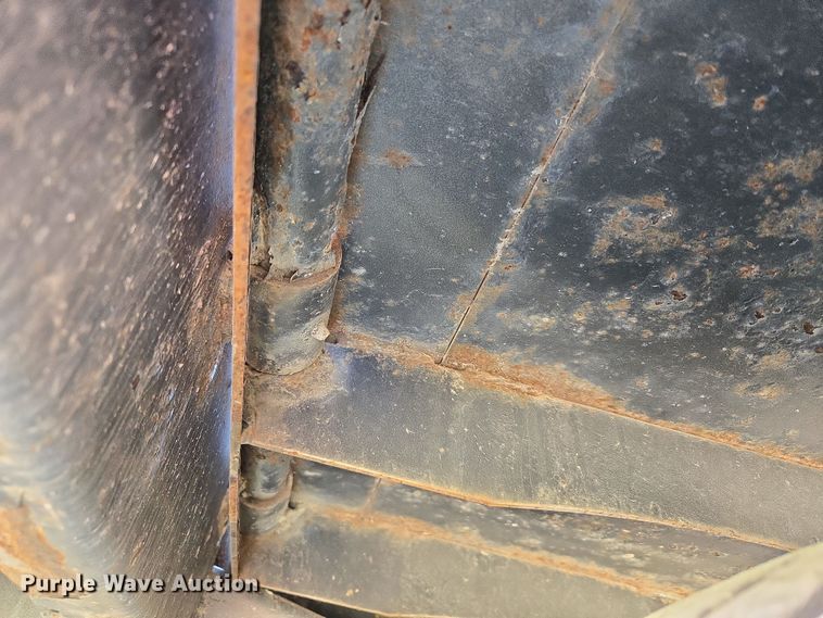 image for item DO7888 2022 RoadClipper hydraulic tail equipment trailer