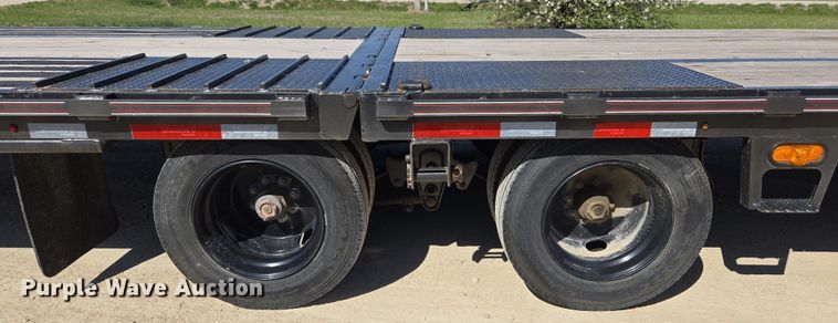 image for item DO7888 2022 RoadClipper hydraulic tail equipment trailer